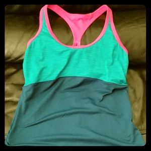 New Balance workout tank size Medium